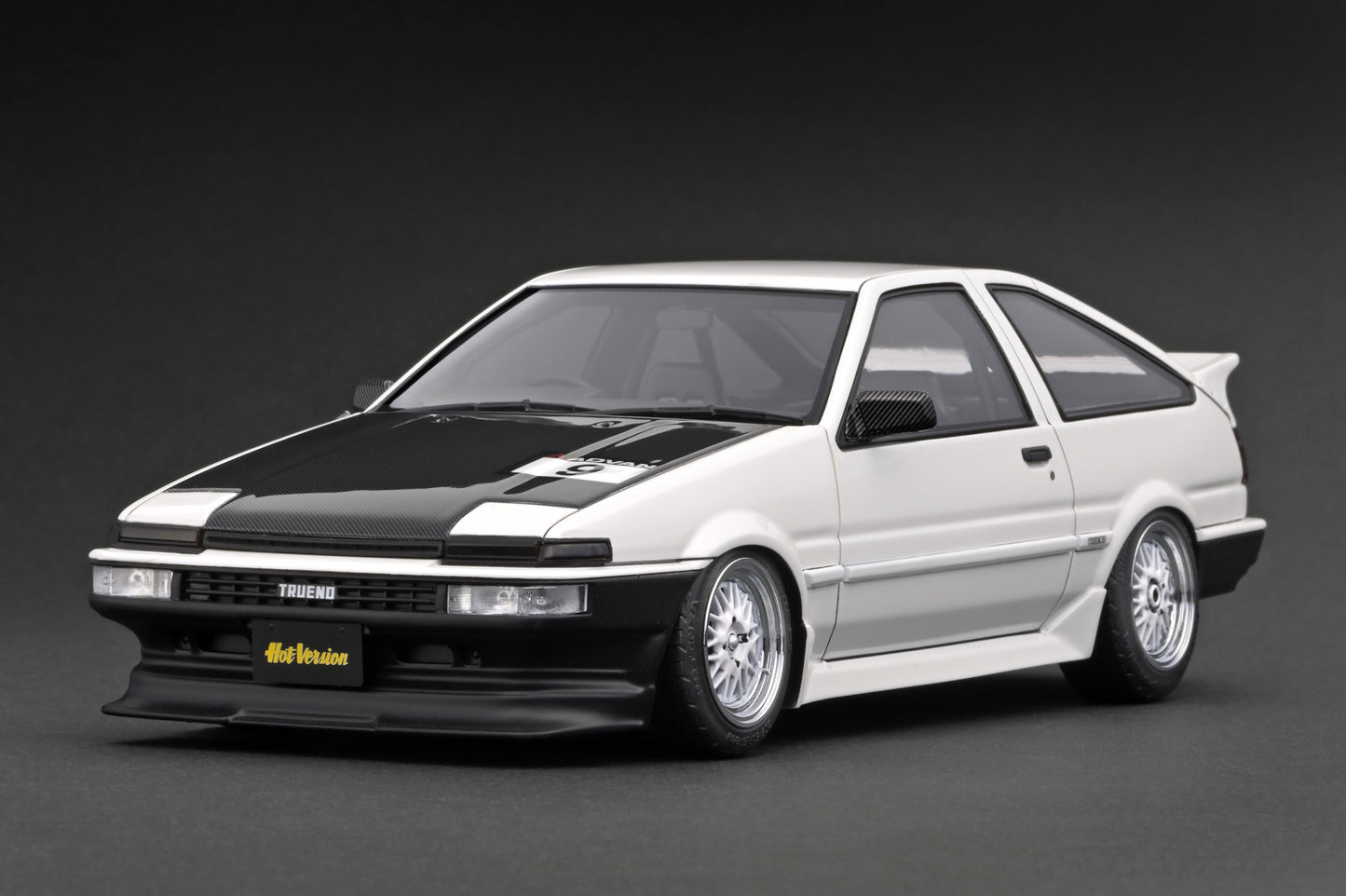 IG3488 1/18 Toyota Sprinter Trueno (AE86) 土屋圭市