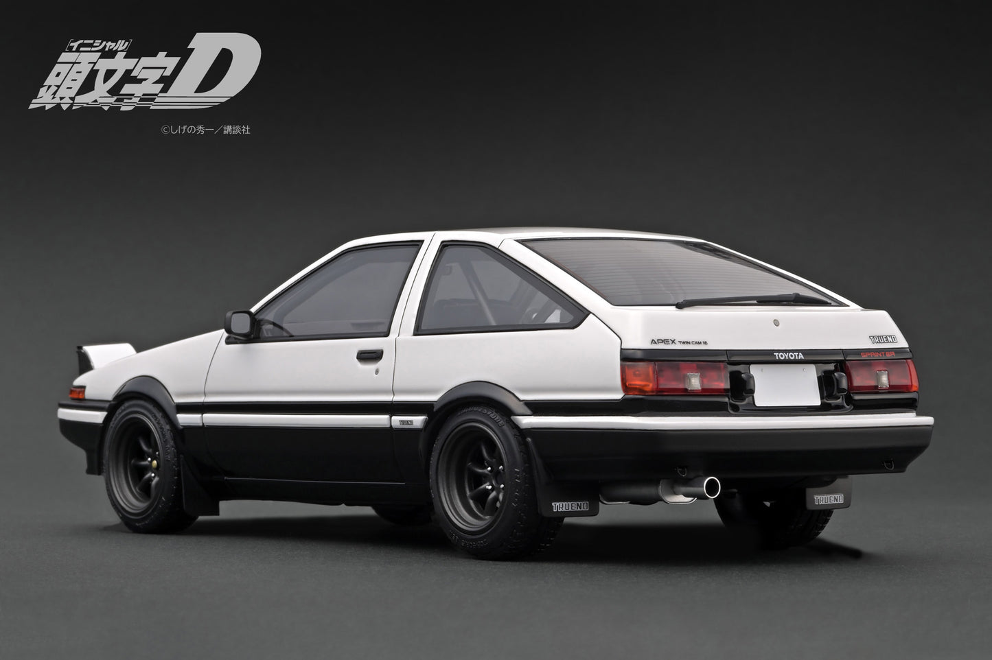 IG3659 1/18 INITIAL D Toyota Sprinter Trueno GT Apex (AE86) Mr.Bunta