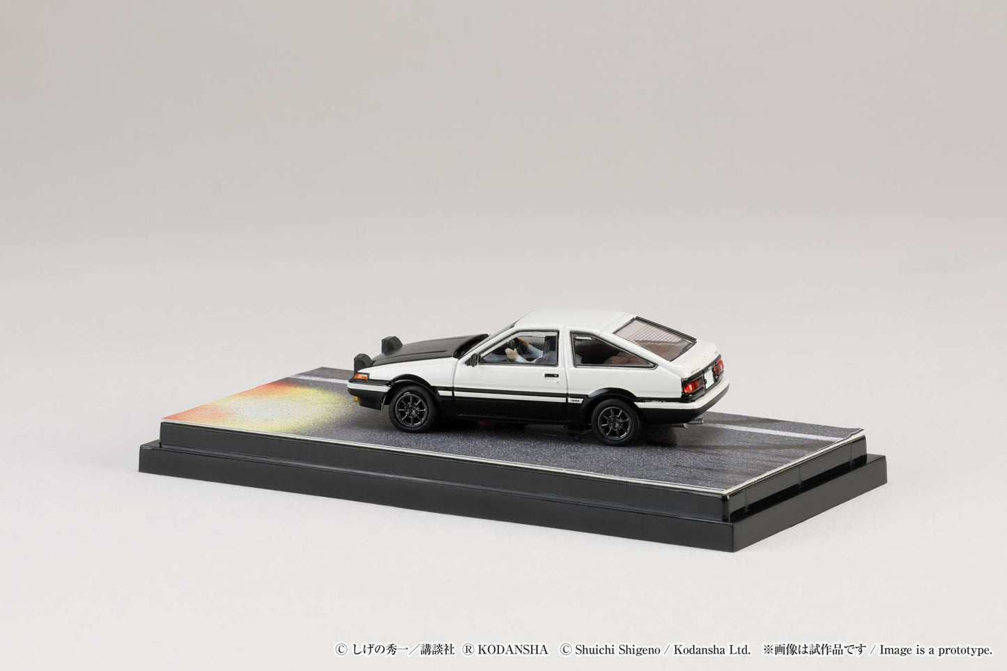 1/64 Toyota SPRINTER TRUENO GT APEX AE86 (HJ643008DC)